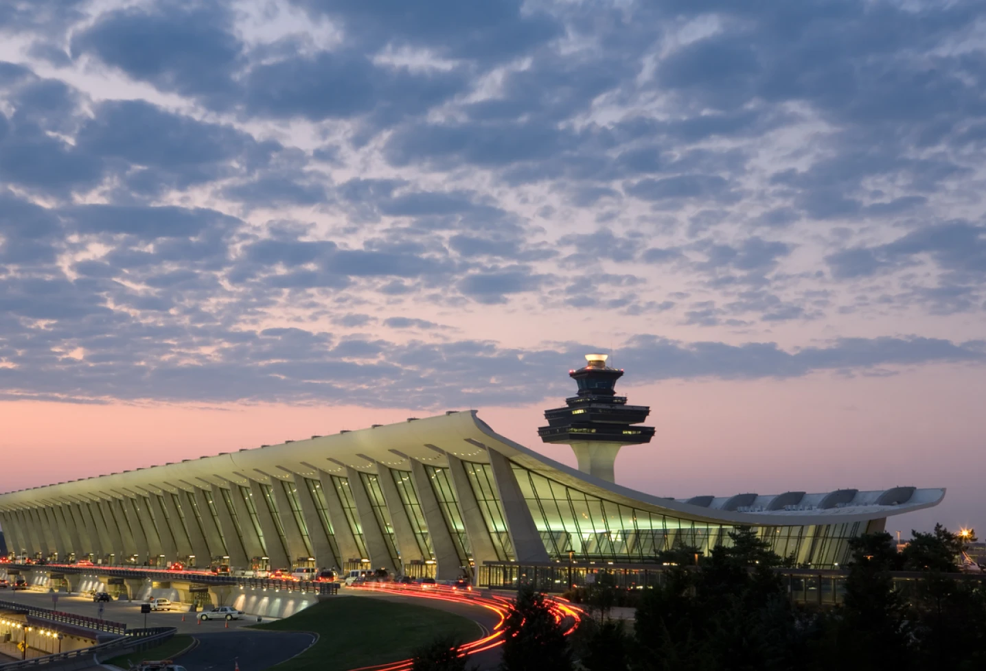Airport near Halstead Chantilly